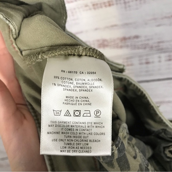 by Anthropologie Chico pants  olive green wide leg cropped size 10 casual pants - Picture 5 of 9